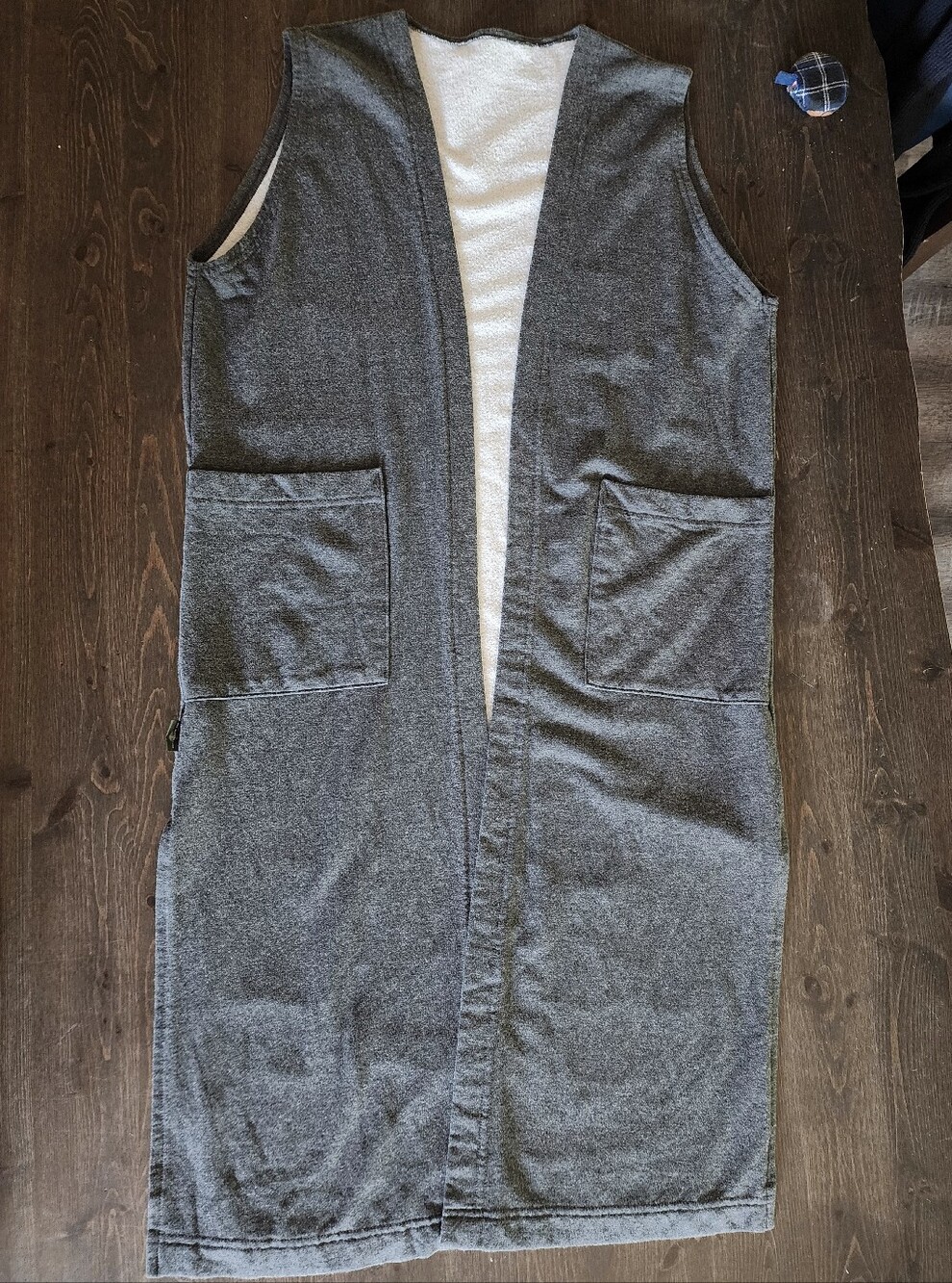 Bamboo Emkclothing Long Open-Front Long-line Duster Pocket Vest in Charcoal Gray - Picture 2 of 7